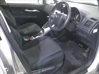 TOYOTA AURIS 2012