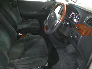 TOYOTA ALPHARD 2010