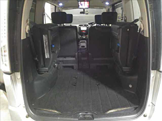 NISSAN SERENA 2013