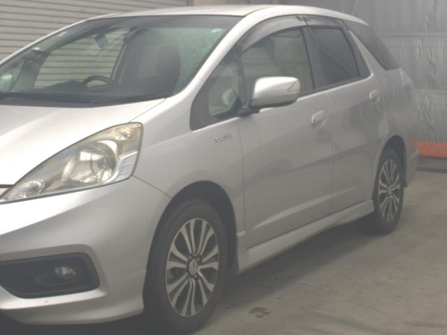 HONDA FIT SHUTTLE 2015