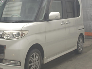 DAIHATSU TANTO 2010