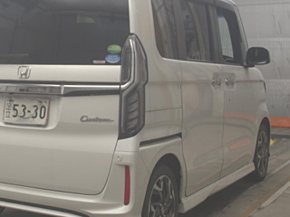 HONDA N BOX 2018