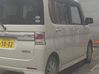 DAIHATSU TANTO 2010