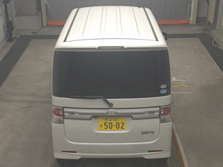 DAIHATSU TANTO 2010