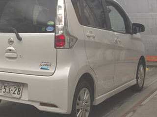 NISSAN DAYZ 2015