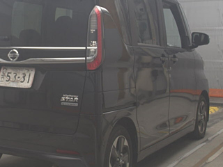 NISSAN ROOX 2022
