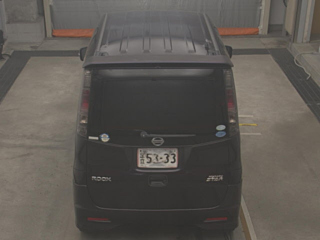 NISSAN ROOX 2010