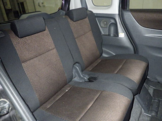 NISSAN ROOX 2010