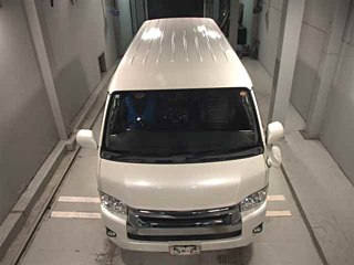 TOYOTA HIACE 2016