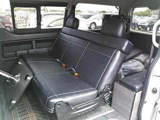 TOYOTA HIACE 2016