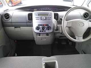 DAIHATSU TANTO 2010