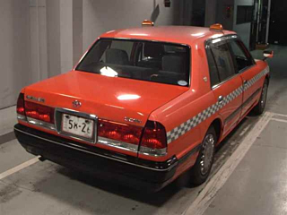 TOYOTA CROWN COMFORT 2016