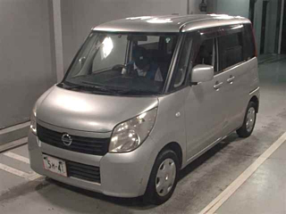 NISSAN ROOX 2010