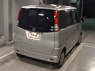 NISSAN ROOX 2010