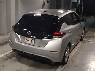 NISSAN LEAF 2018