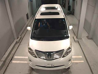 TOYOTA ALPHARD 2009