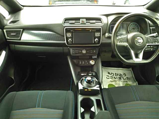 NISSAN LEAF 2018