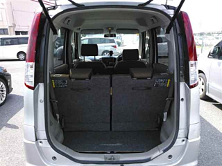 NISSAN ROOX 2010