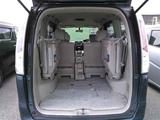 NISSAN SERENA 2011