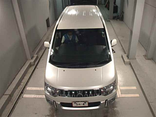 MITSUBISHI DELICA D5 2017