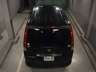 NISSAN SERENA 2010