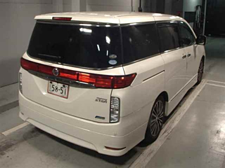 NISSAN ELGRAND 2010