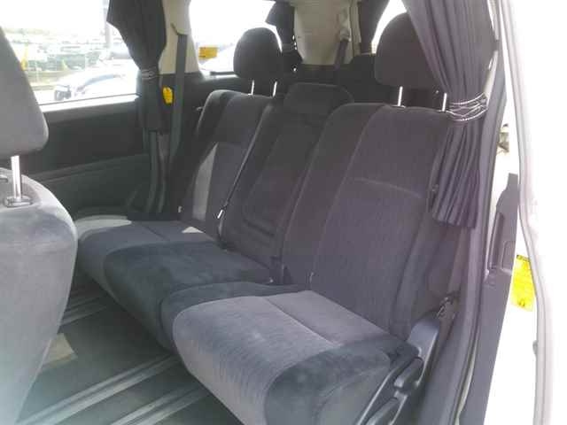 TOYOTA ALPHARD 2012
