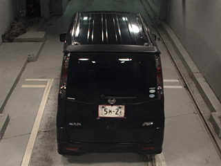 NISSAN ROOX 2010