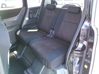 NISSAN ROOX 2010