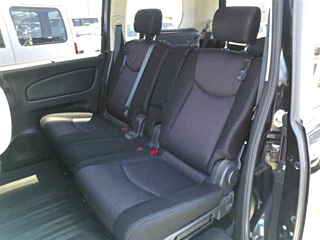 NISSAN SERENA 2012