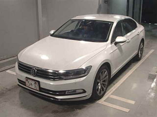 VOLKSWAGEN PASSAT 2018