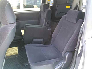 TOYOTA VOXY 2008