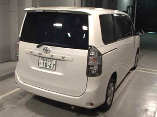 TOYOTA VOXY 2008
