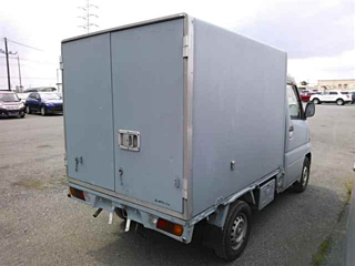 NISSAN CLIPPER TRUCK 2009