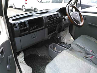 NISSAN CLIPPER TRUCK 2009