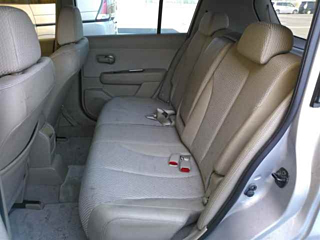 NISSAN TIIDA 2012