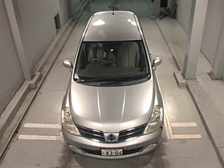NISSAN TIIDA 2012