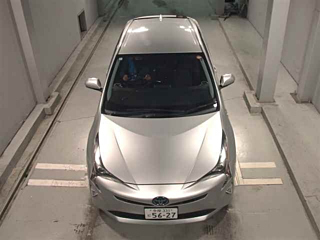 TOYOTA PRIUS 2018