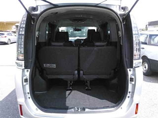 TOYOTA VOXY 2015