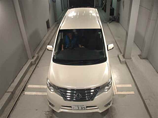 NISSAN SERENA 2015