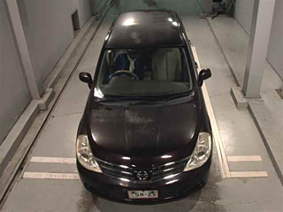 NISSAN TIIDA 2010