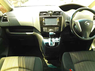 NISSAN SERENA 2015