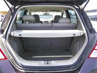NISSAN TIIDA 2010