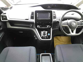 NISSAN SERENA 2018