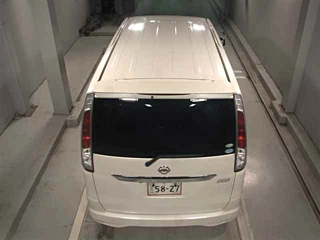 NISSAN SERENA 2011