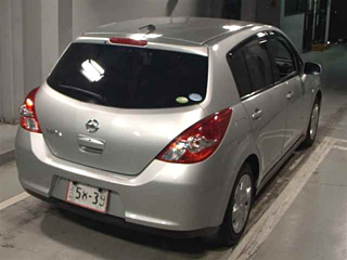 NISSAN TIIDA 2012