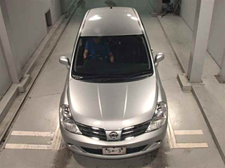 NISSAN TIIDA 2012