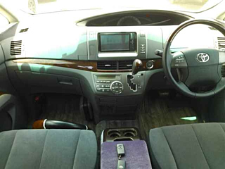 TOYOTA ESTIMA 2010