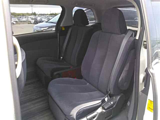 TOYOTA ESTIMA 2010