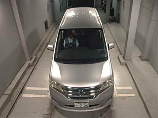 NISSAN SERENA 2013